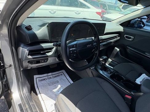 Used 2025 Kia K4 FWD image 21