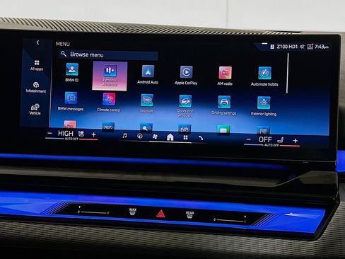 Used 2024 BMW 540i xDrive 540i xDrive Premium M Sport w/ Premium Package image 12