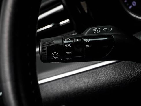 Used 2024 Kia K5 GT-Line FWD image 32