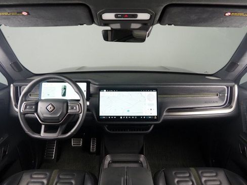 Used 2024 Rivian R1S Adventure AWD/4WD image 3