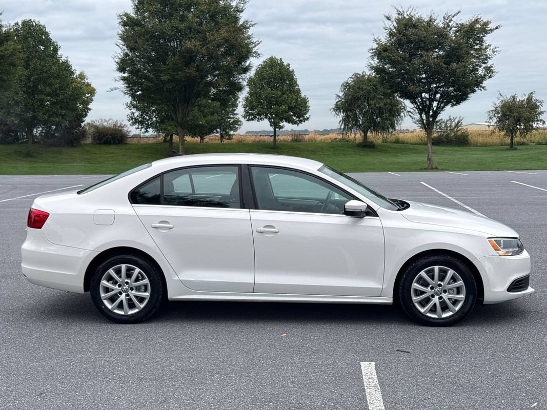 Used 2013 Volkswagen Jetta SE FWD image 9