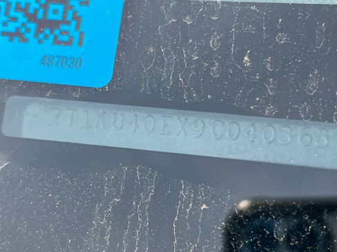 Used 2009 Toyota Matrix image 23