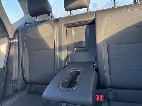 Used 2023 Volkswagen Taos SE image 22