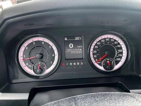 Used 2021 RAM 1500 Classic SLT image 21