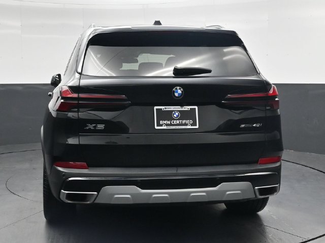 Certified 2024 BMW X5 sDrive40i w/ Premium Package RWD image 6