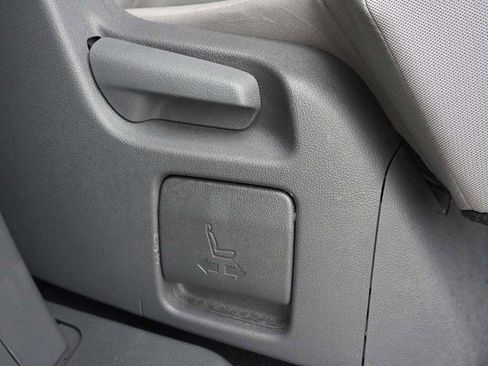 Used 2021 Toyota Sienna LE image 27