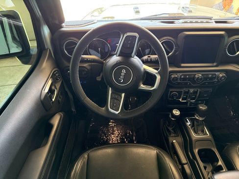 Used 2023 Jeep Wrangler Unlimited Sahara w/ Dual Top Group AWD/4WD image 13