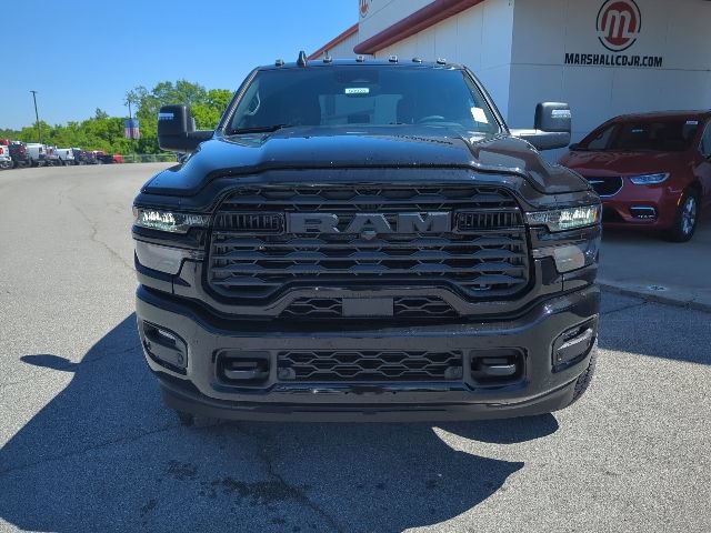 New 2026 RAM 3500 Big Horn AWD/4WD image 4