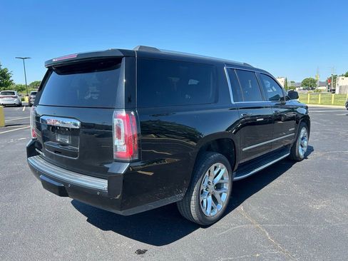 Used 2019 GMC Yukon XL Denali w/ Open Road Package RWD image 8
