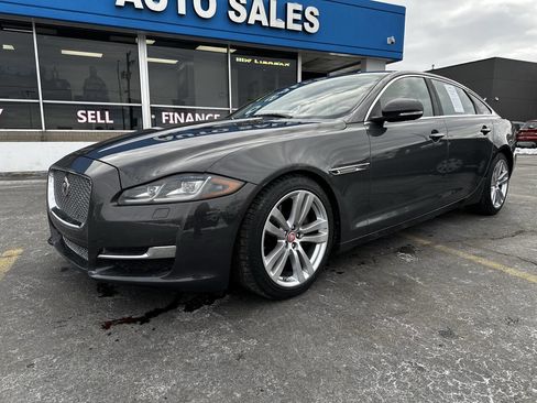 Used 2016 Jaguar XJ L Portfolio image 4