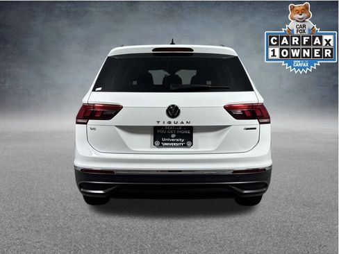 Used 2024 Volkswagen Tiguan SE image 7