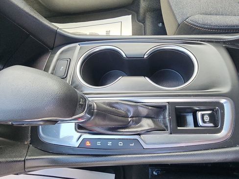 Used 2024 Chevrolet Equinox LT FWD image 19