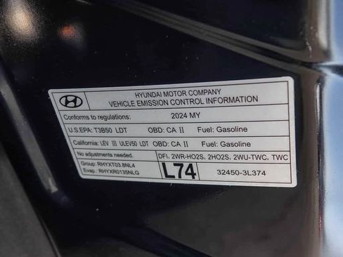 Used 2024 Hyundai Palisade Calligraphy image 23