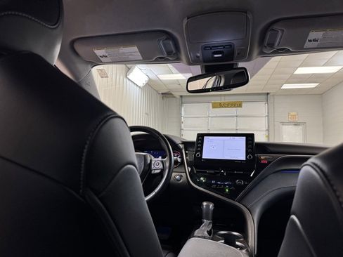 Used 2024 Toyota Camry XSE image 20