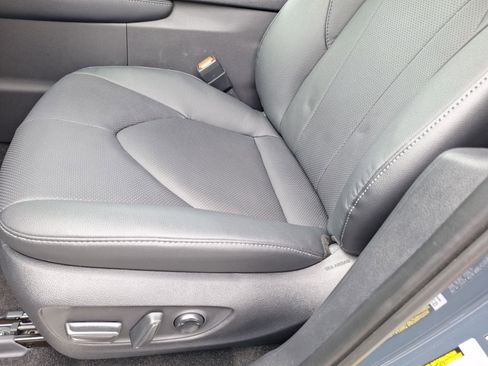 Used 2026 Toyota Grand Highlander Limited image 16