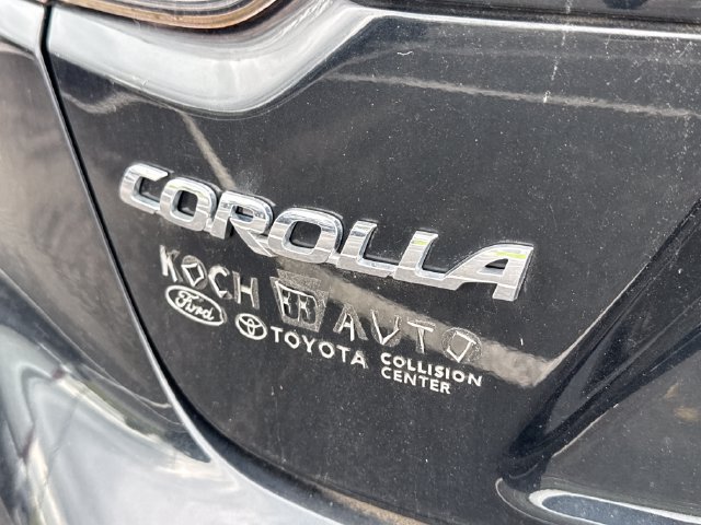 Used 2022 Toyota Corolla LE FWD image 17