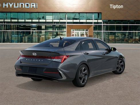 New 2026 Hyundai Elantra Sport image 4