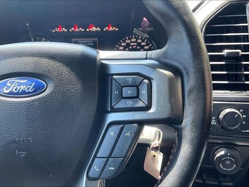 Used 2018 Ford F150 XLT w/ Equipment Group 301A Mid AWD/4WD image 18