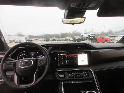 New 2026 GMC Sierra 3500 Denali Ultimate image 18