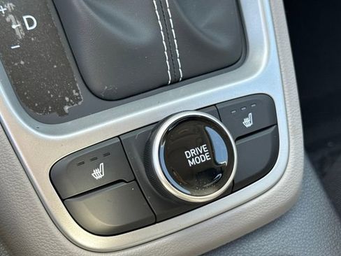 New 2026 Hyundai Venue SEL FWD image 21