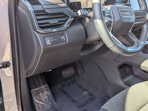 Certified 2025 GMC Acadia Elevation image 17