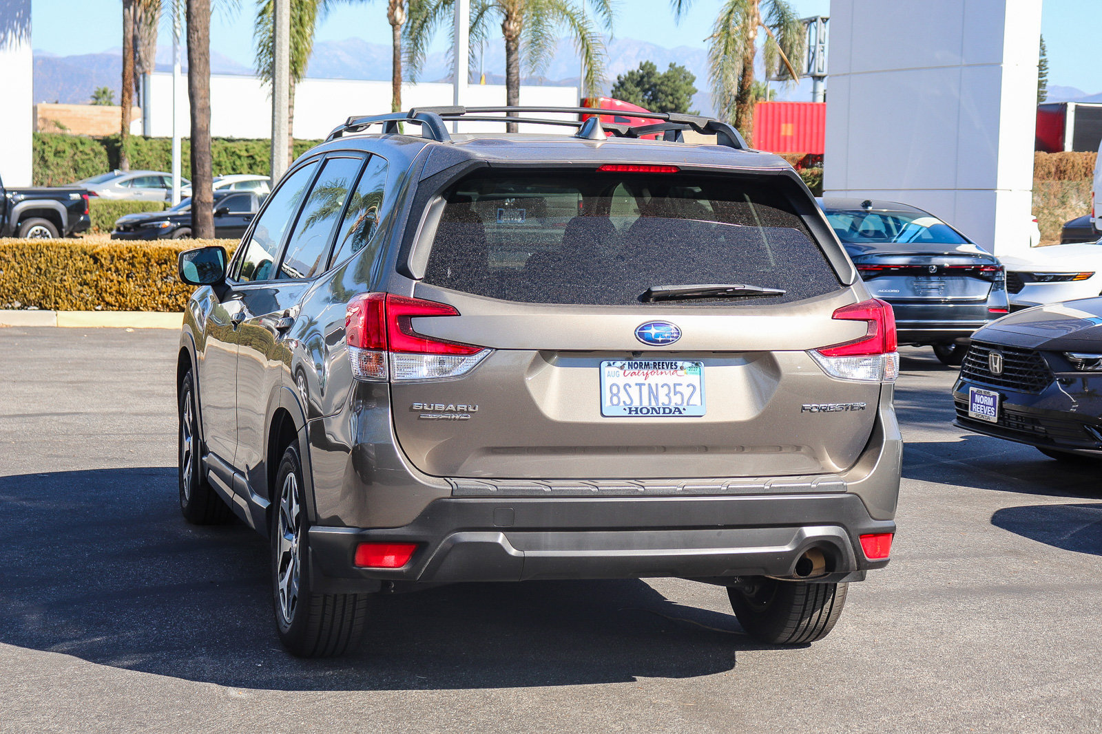Used 2020 Subaru Forester Premium AWD/4WD image 13