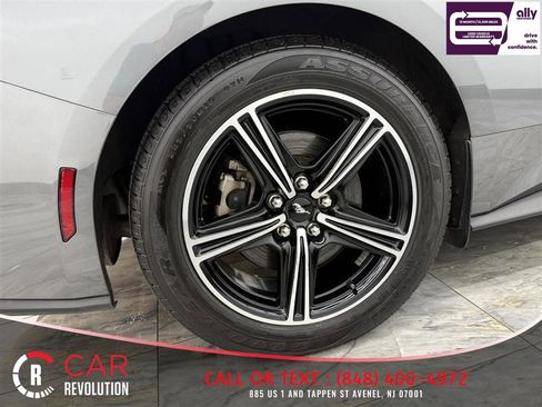 Used 2024 Ford Mustang Premium RWD image 8