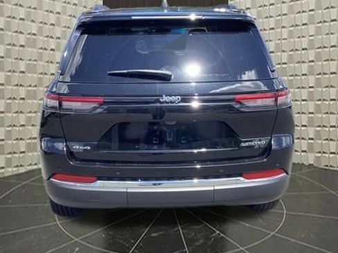 Certified 2023 Jeep Grand Cherokee Limited AWD/4WD image 6
