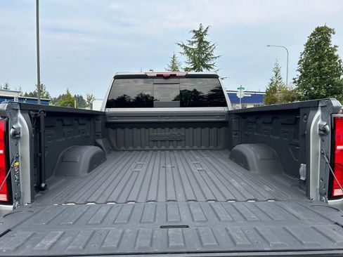 Used 2024 Chevrolet Silverado 2500 High Country w/ High Country Premium Package image 24