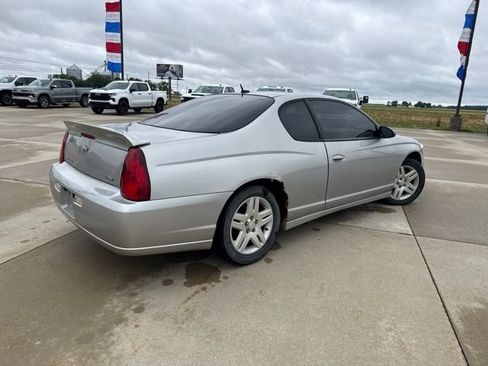 Used 2007 Chevrolet Monte Carlo LT FWD image 6