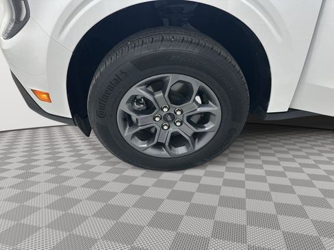 Used 2025 Ford Maverick XLT w/ 4K Tow Package image 31