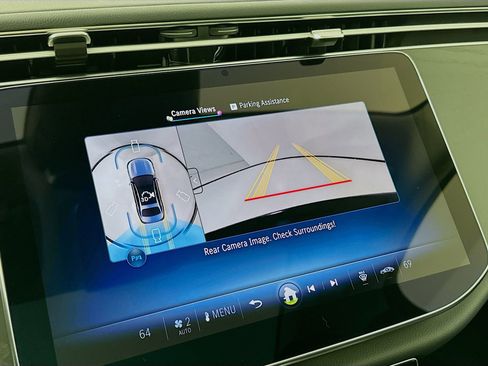 Used 2025 Mercedes-Benz E 350 Sedan image 15