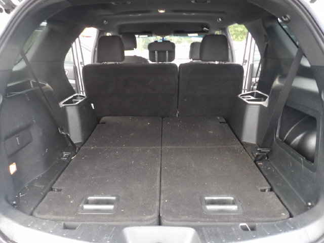 Certified 2019 Ford Explorer XLT w/ Equipment Group 201A FWD image 27