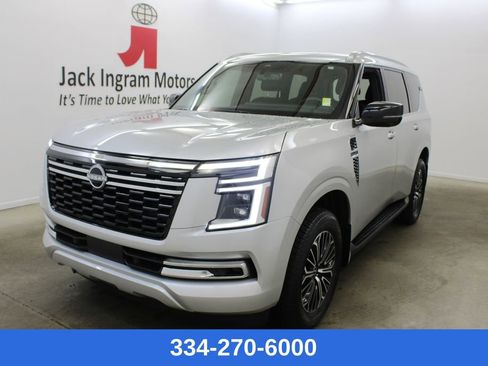 Used 2025 Nissan Armada SL w/ Captain's Chari Seat Package RWD image 1