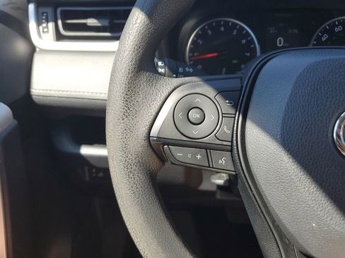 Certified 2021 Toyota RAV4 XLE image 22