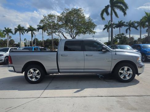 Used 2019 RAM 1500 Big Horn image 4