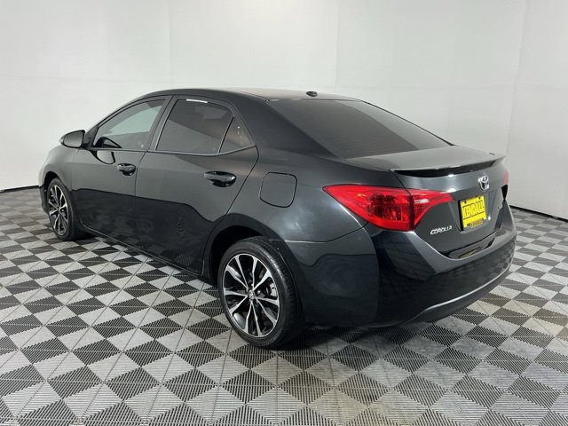 Used 2017 Toyota Corolla XSE w/ Carpet Mat Package (TMS) FWD image 7