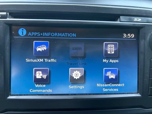 Used 2017 Nissan Titan SL AWD/4WD image 24