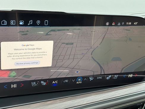 New 2026 Chevrolet Suburban Premier w/ Sun And Tow Package image 18