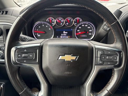 Used 2023 Chevrolet Silverado 2500 LT AWD/4WD image 12