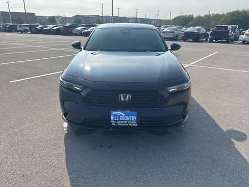 Used 2025 Honda Accord SE image 8