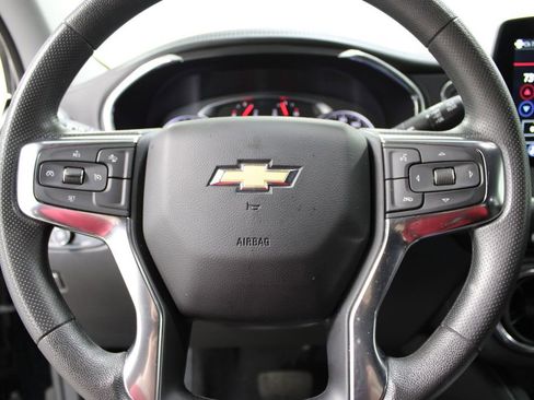 Used 2025 Chevrolet Blazer LT image 23