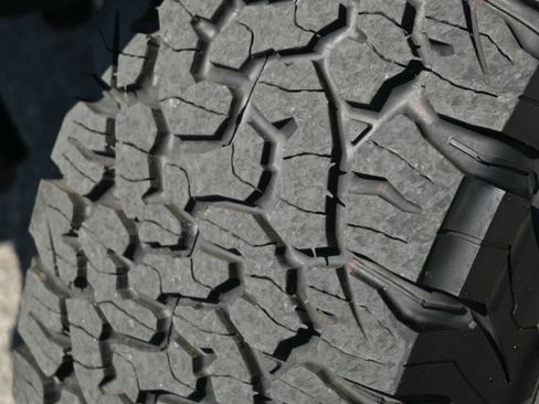 Used 2025 Jeep Wrangler Unlimited Rubicon 4xe w/ Convenience Group image 28