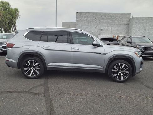 New 2025 Volkswagen Atlas SEL Premium R-Line image 5