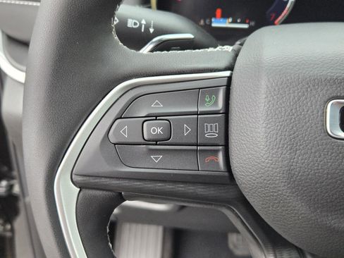 New 2025 Jeep Grand Cherokee L Altitude image 17