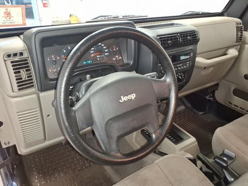 Used 2005 Jeep Wrangler 4WD Sport image 12