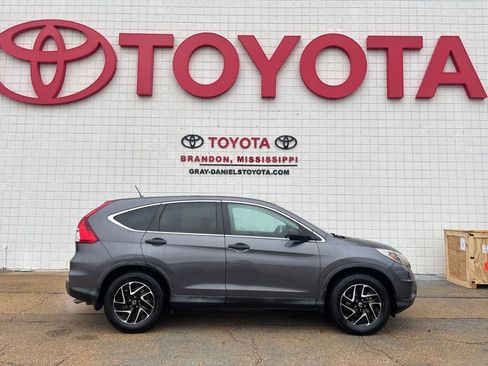 Used 2016 Honda CR-V SE image 4