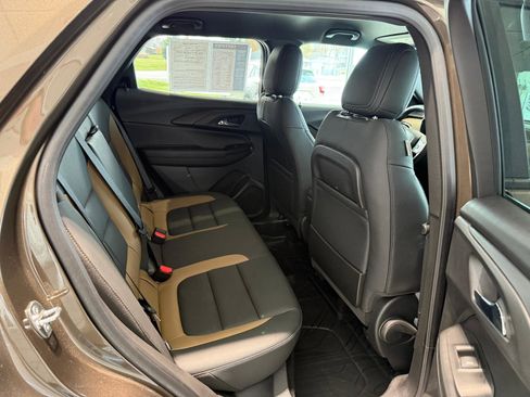 Used 2022 Chevrolet TrailBlazer ACTIV w/ Convenience Package image 10
