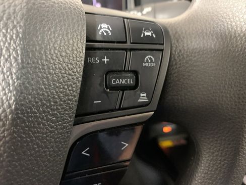 Used 2025 Toyota Camry LE image 21