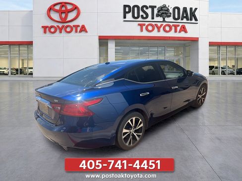 Used 2018 Nissan Maxima 3.5 SV FWD image 3